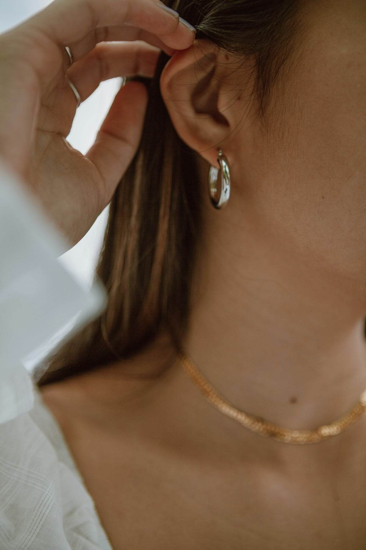A Comprehensive Guide to Hypoallergenic Men’s Necklaces - MOWTE